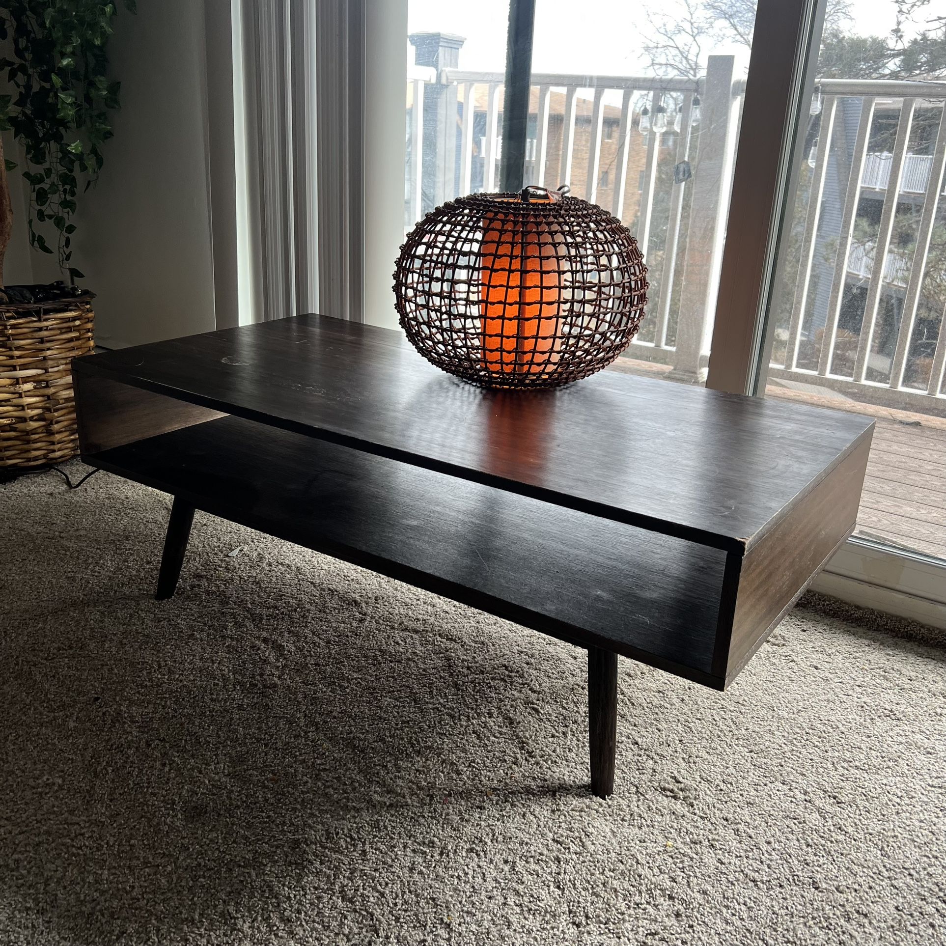 Ashley Furniture Mid Century Modern coffee Table