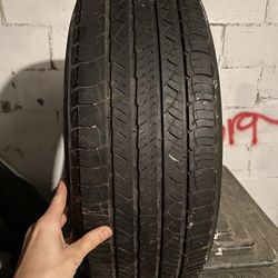 Michelin 215 65R16 98T