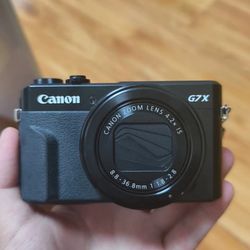 Canon PowerShot G7X Mark II