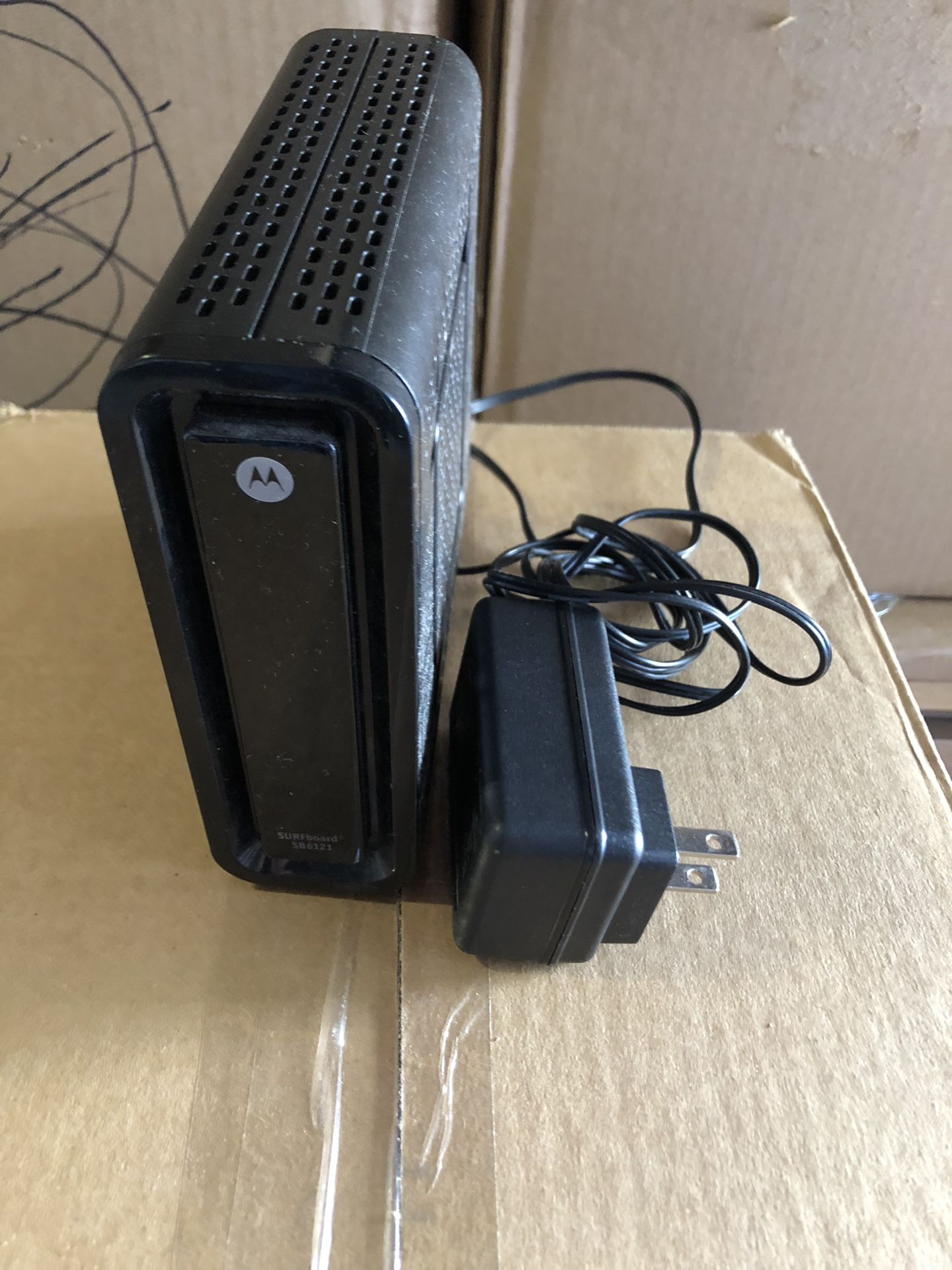 Motorola SB6121 Cable Modem