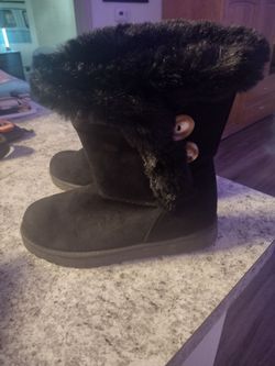 Women's Abigail black boots size 7 and 1/2
