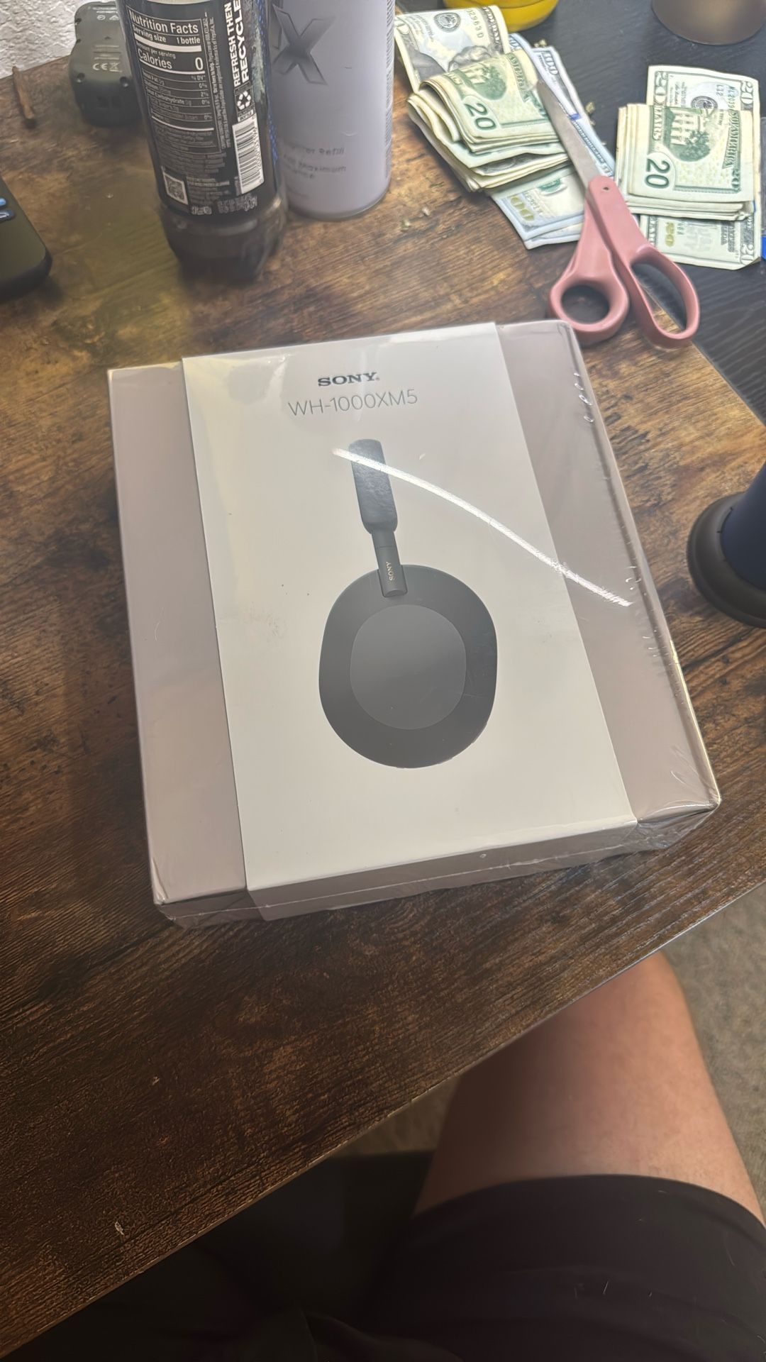Sony XM5 Headphones - NEW