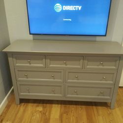 Ultra Slim Flatscreen TV Wall Mounts +More 