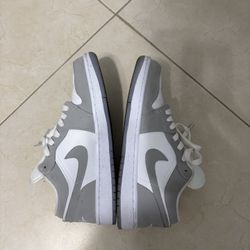 Nike grey wolf size 9