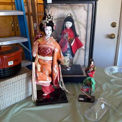 Japanese Dolls 