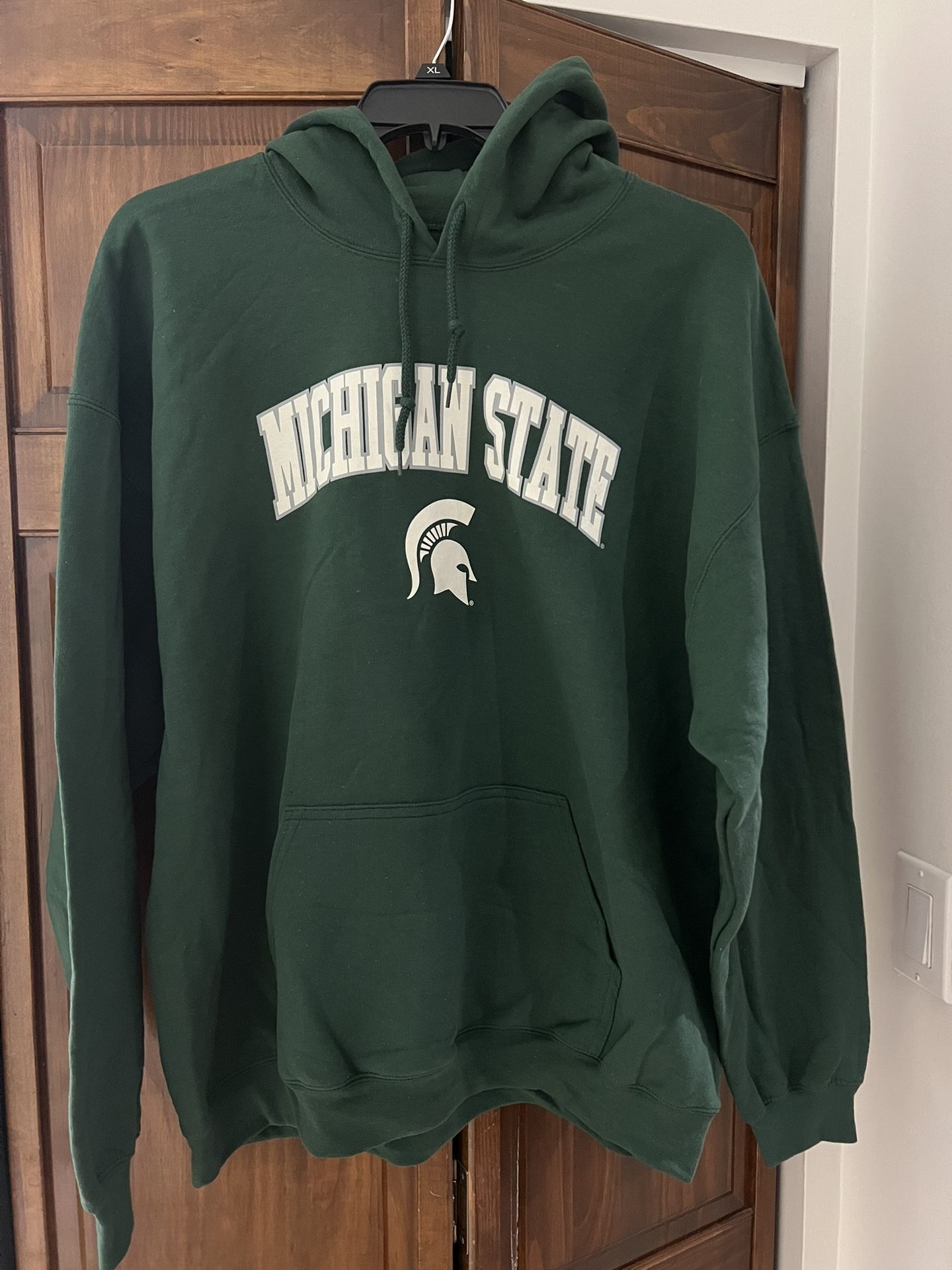 Men’s Size Extra Large Michigan State Sweatshirt NWOT