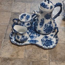 Cracker barrel tea set