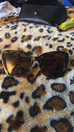 Diff  sunglasses