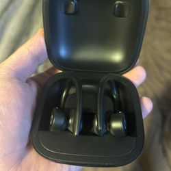 Power Beats Pro Black
