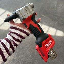 Milwaukee Rivet Tool Only