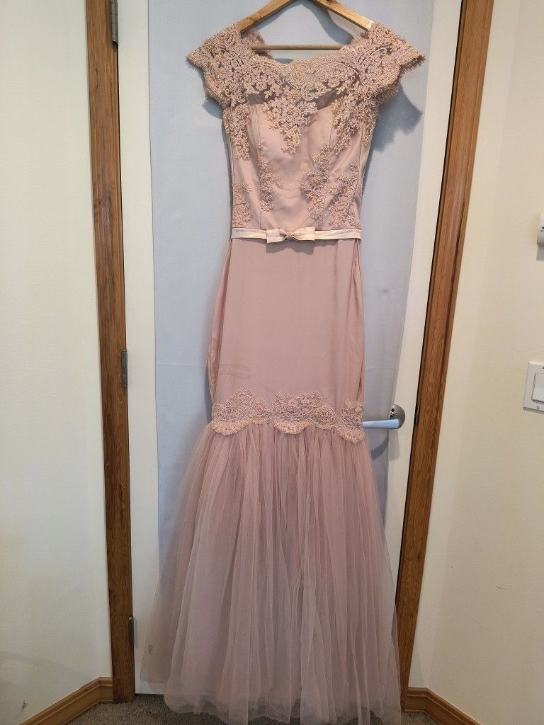 Elegant off shoulder evening dress, with lace, tulle & beading. Only worn once. Size Small