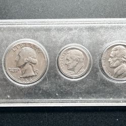 1967 Year Set of 5 Coins 