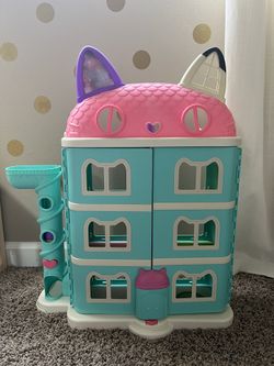 Gabby’s Dollhouse