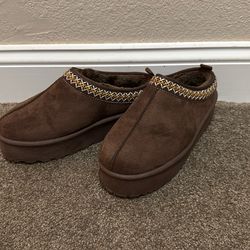 Brown Avalanche Slipper Clogs