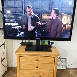 Sony 46” Flat Screen TV – Works Great – With Stand