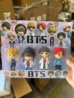 BTS 2 pack (8 figurines) $30.09