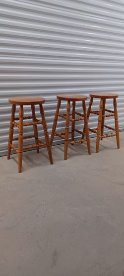Set of 3 Wooden Bar Stools