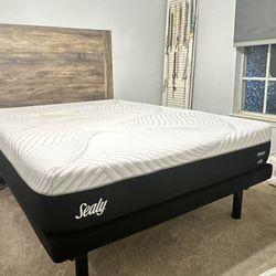 Adjustable Queen Bed