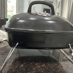 Charcoal grill