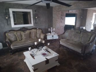 Couches set