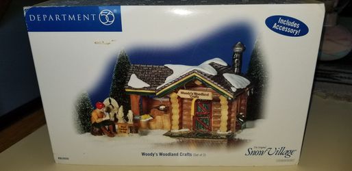 NEVER DISPLAYED DEPARTMENT 56 WOODY'S WOODLAND CRAFTS. LOG CABIN. PICK UP MIDDLEBORO ONLY