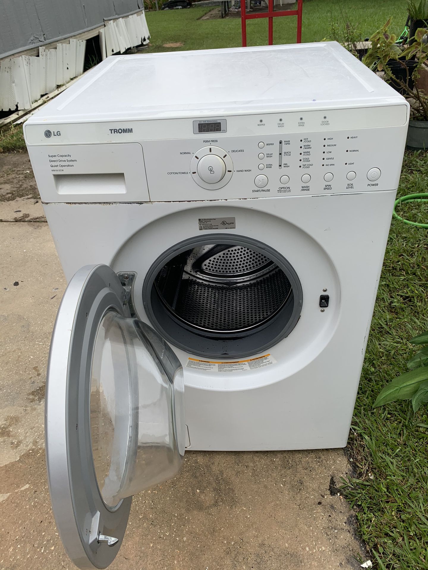 Washing machine LG Tromm in good condition