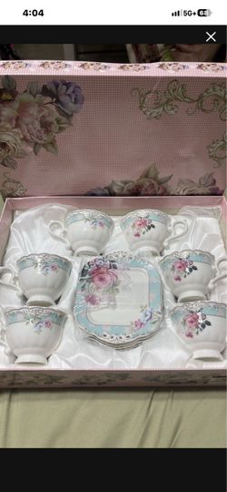 Floral Porcelain Tea Cup and Saucer Set