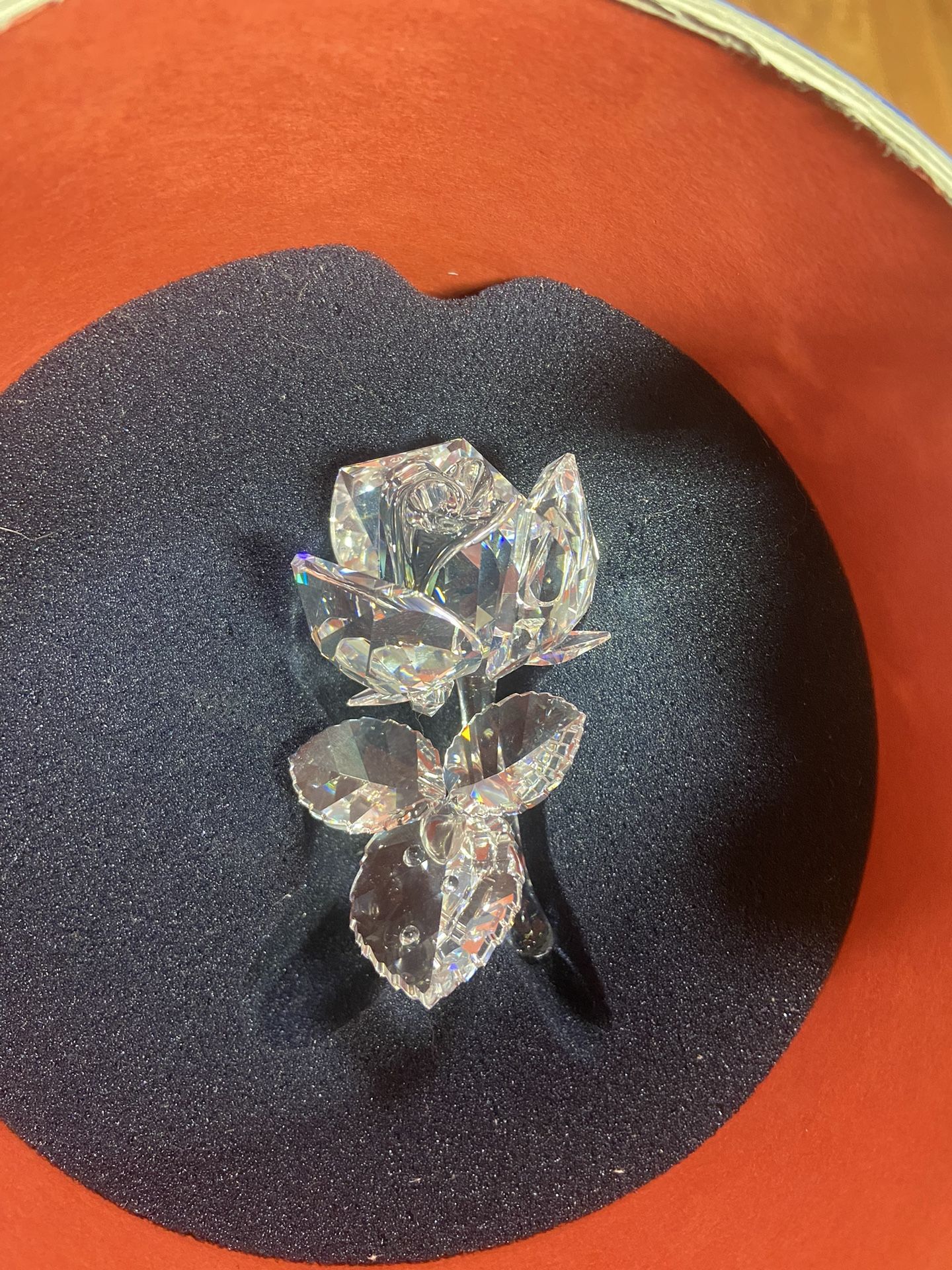 ——Pending——Swarovski Crystal The Rose 7478, with original box/certificate