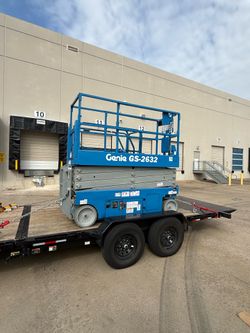 Scissor lift 26’