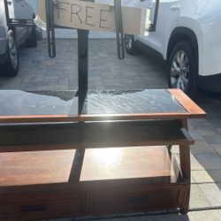 Free TV Stand