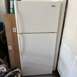Whirlpool Refrigerator | 14 Cu. Ft.