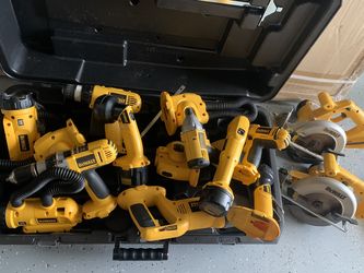 DEWALT Cordless Tools