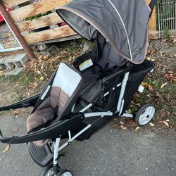 GracoDouble Stroller