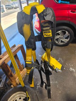 Fall protection harness