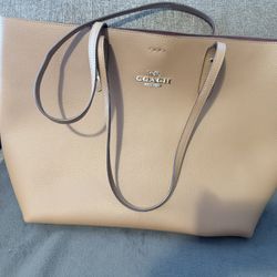Coach Tote Bag Brand New Camel Color