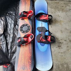 2 Used Snowboards BURTON and Arrow brand