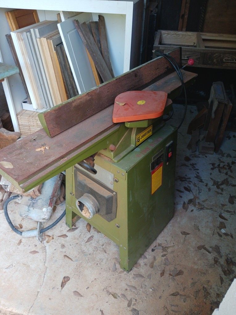 Central Machinery Jointer