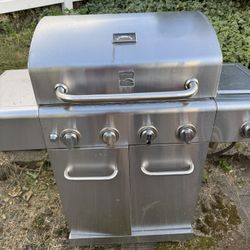 Kenmore Grill 