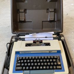 Smith Corona Typewriter E