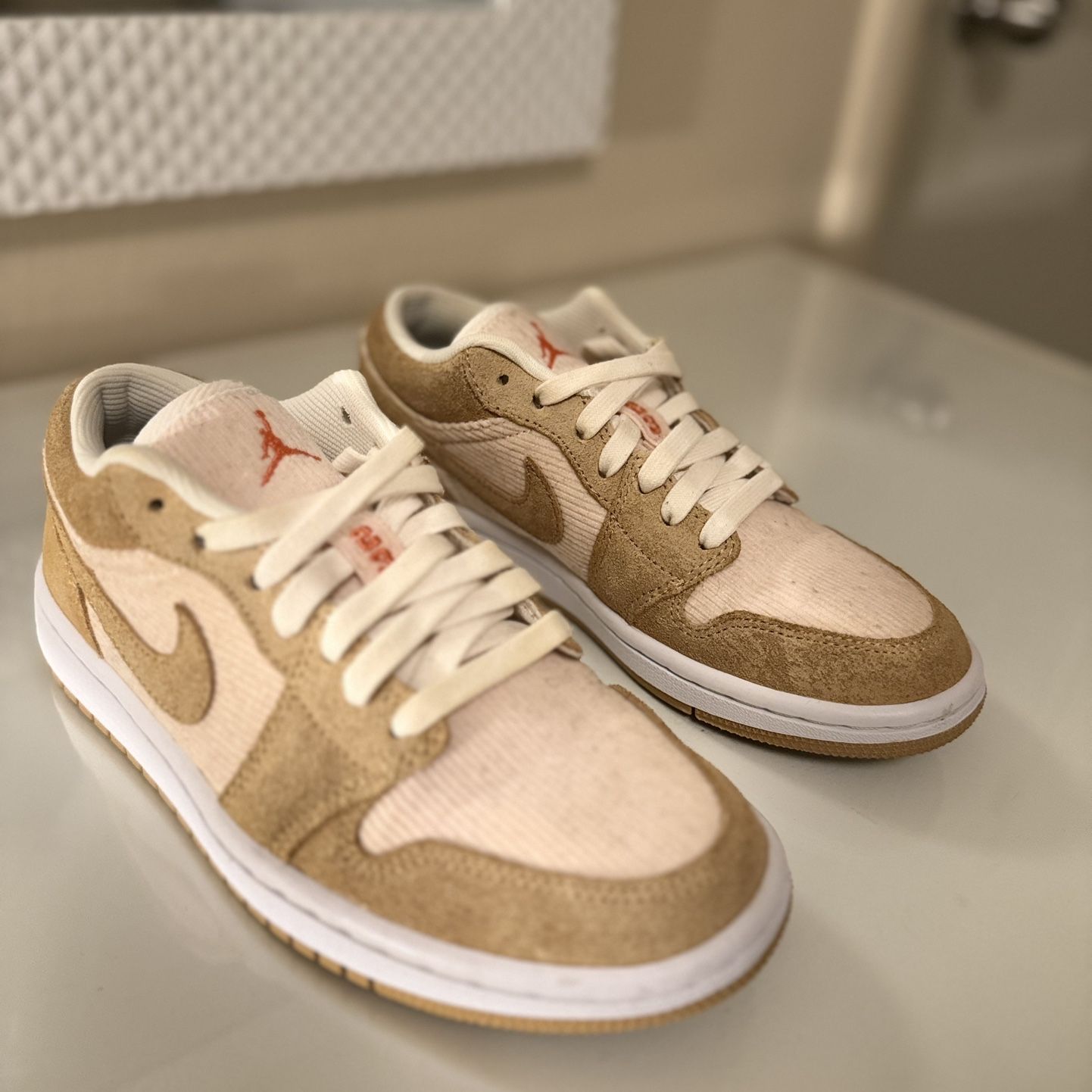 Air Jordan 1 Low SE  -  WOMENS SIZE 5.5 