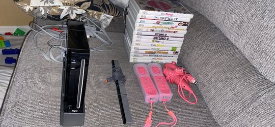 2006 Wii Nintendo console