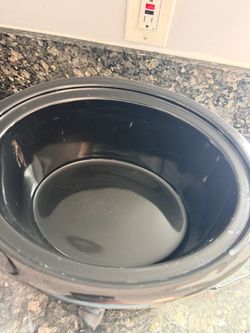 Black Slow Cooker Crock Pot