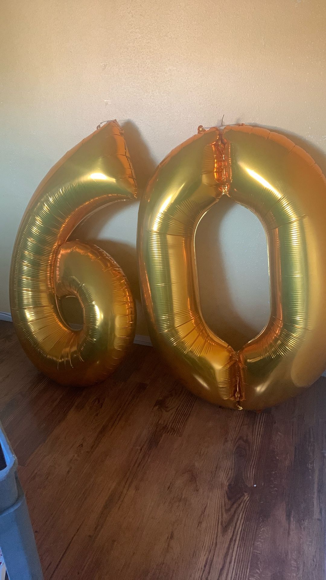 Balloons , I’m Popping Them In 1 Hour