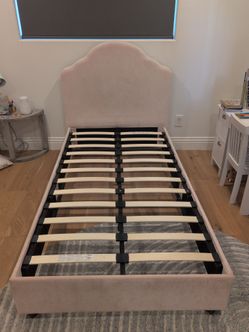 Single bedframe and headboard