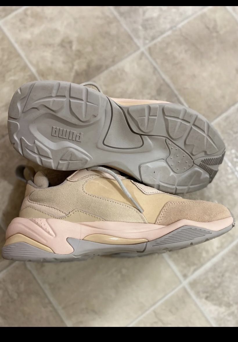 PUMA Thunder Desert Sneakers