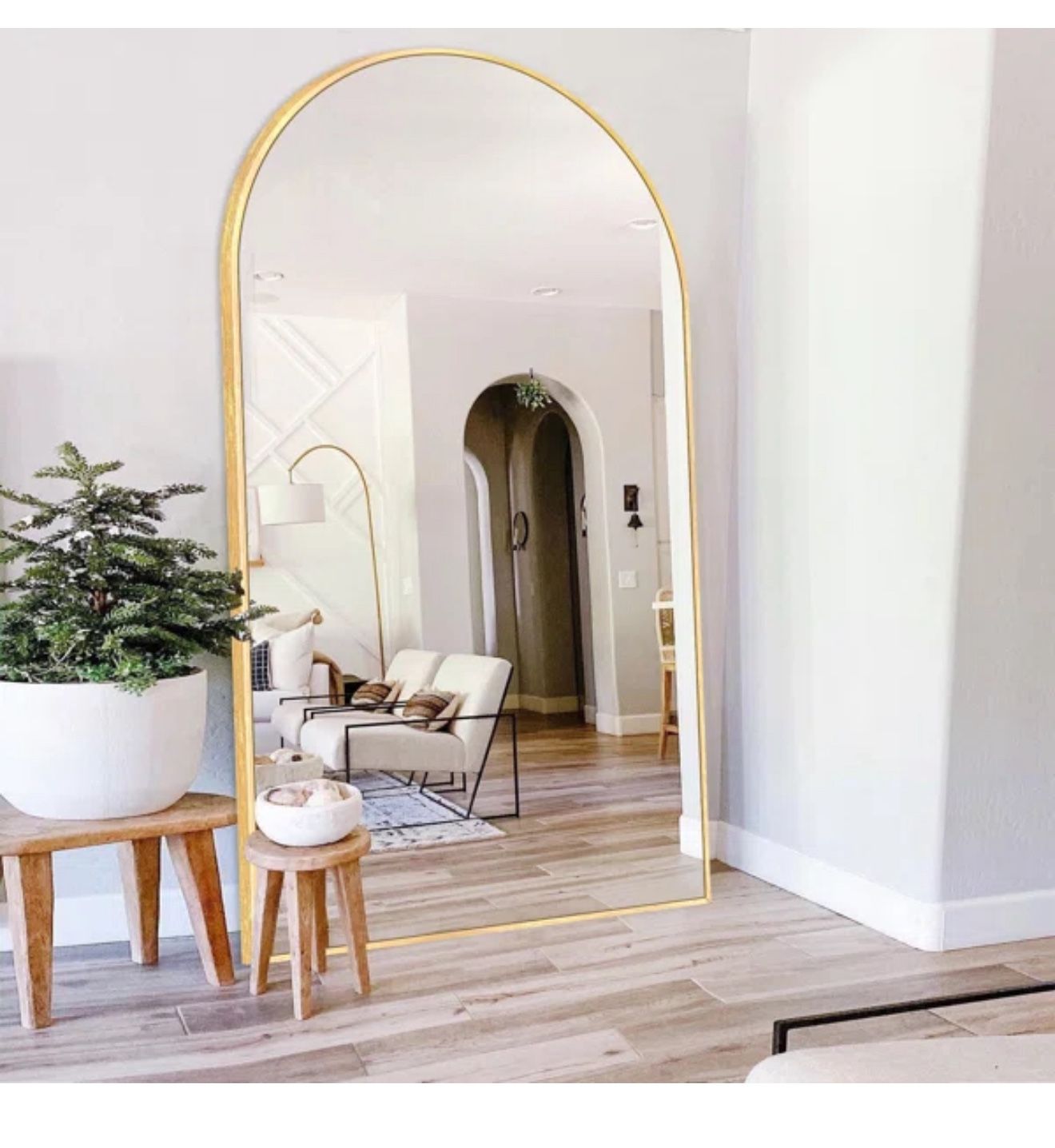 Gold Arc Mirror