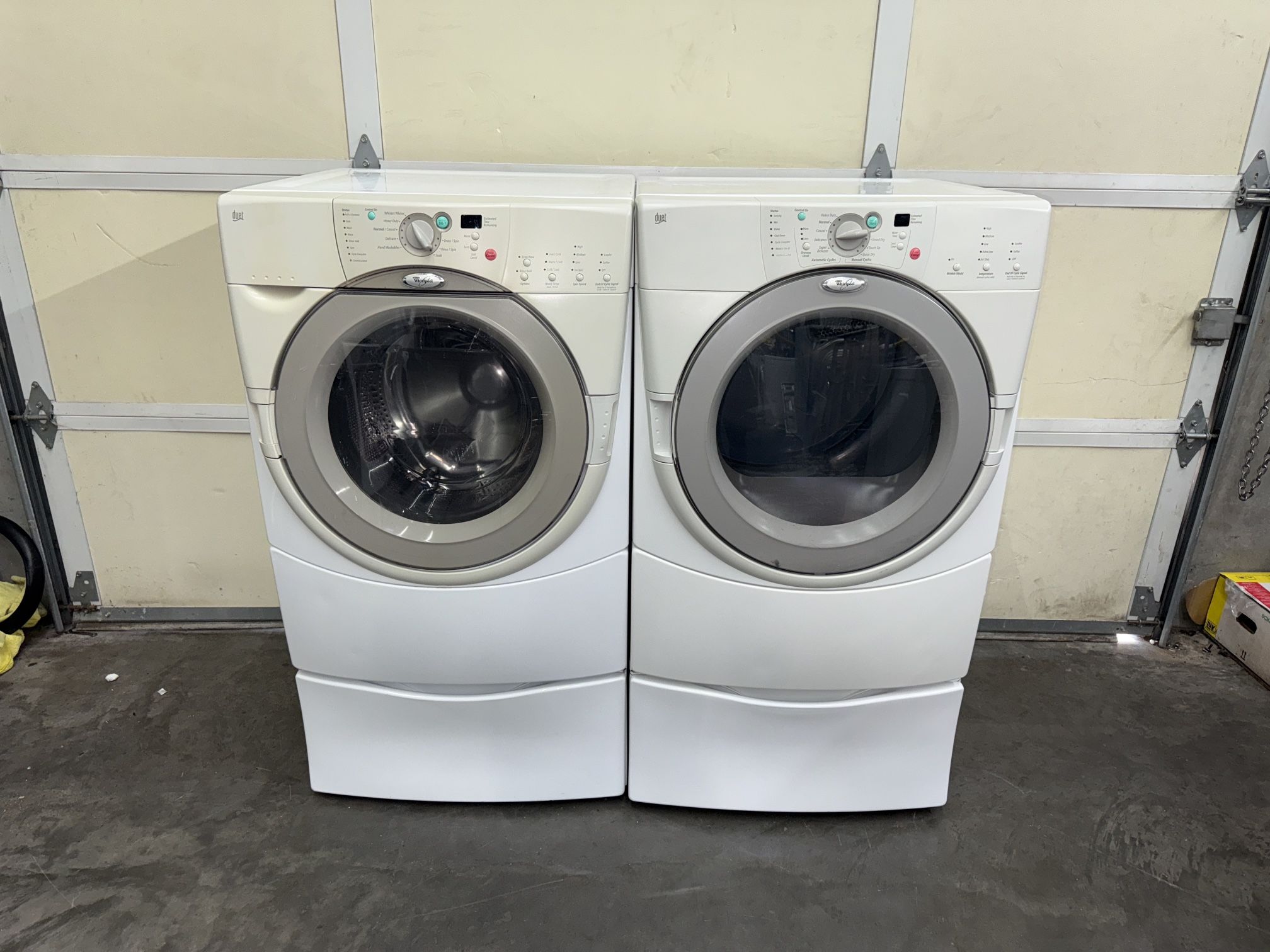 WHIRLPOOL XL CAPACITY ELECTRIC WASHER & DRYER