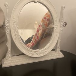 Vanity Mirror 