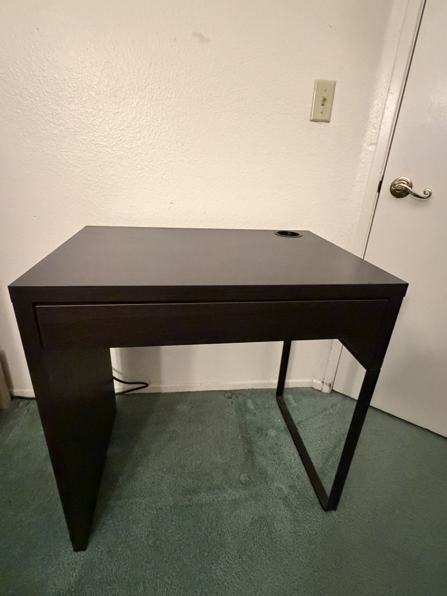 IKEA MICKE Desk - Black-Brown (Excellent Condition)