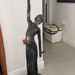 Estatua De Bronze 